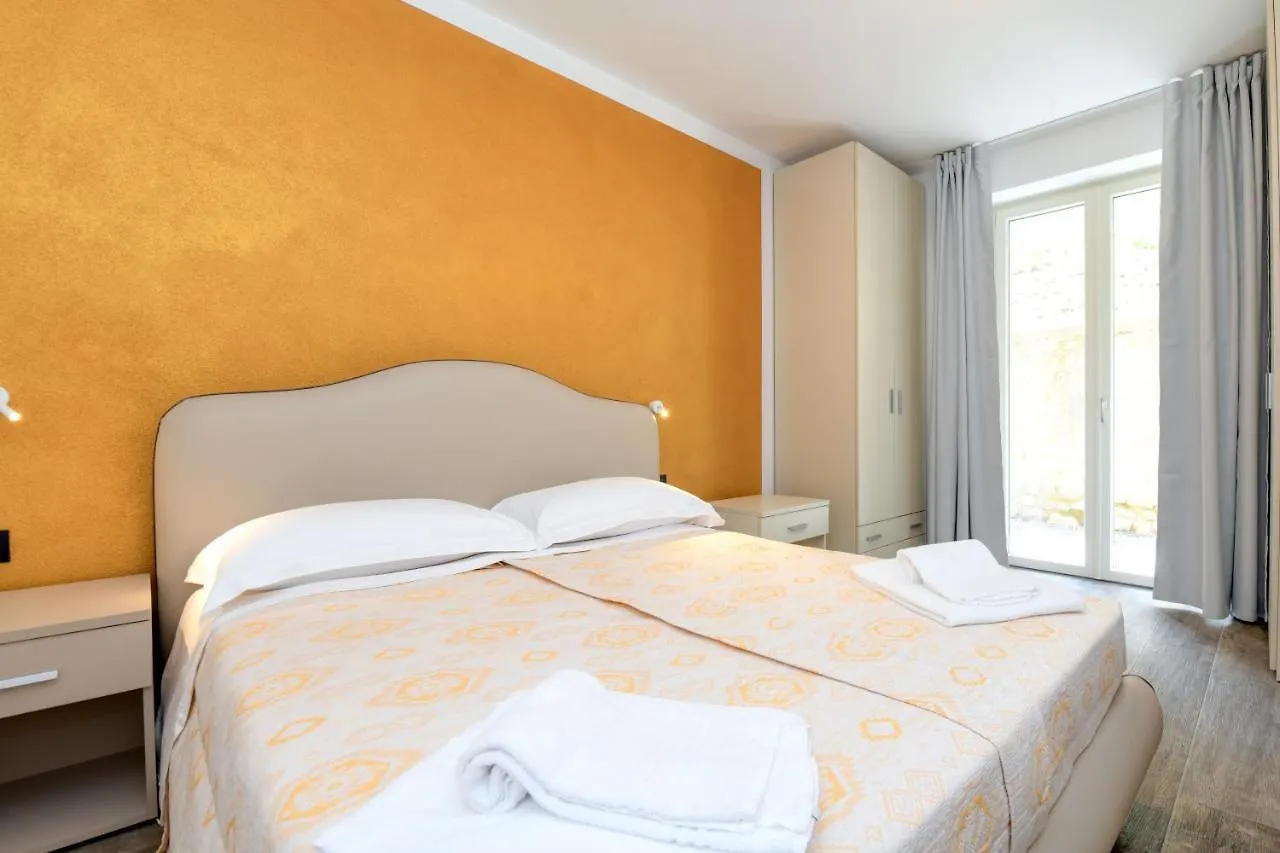 Aparthotel Borgo Ermanno Tignale