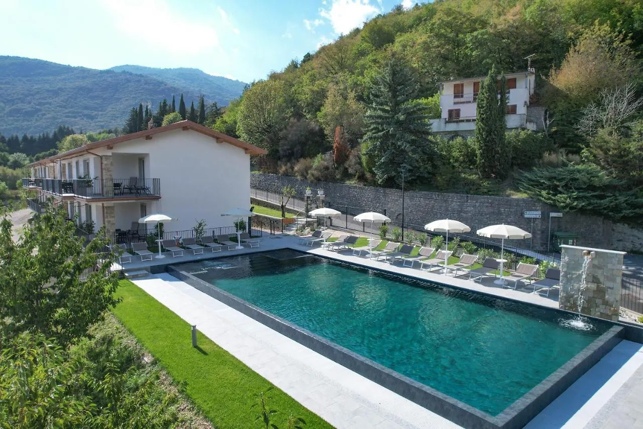 Aparthotel Borgo Ermanno Tignale 0*,  Italia